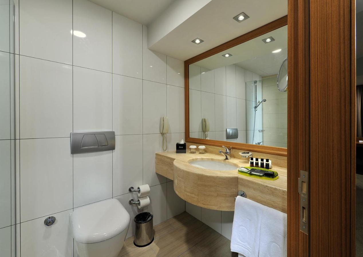 Divan Hotel